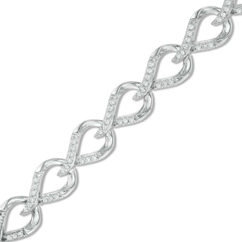 0.95 CT. T.W. Diamond Flame Link Bracelet in 10K White Gold - 7.25"