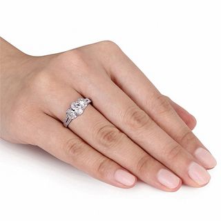 Peoples oval sales engagement ring