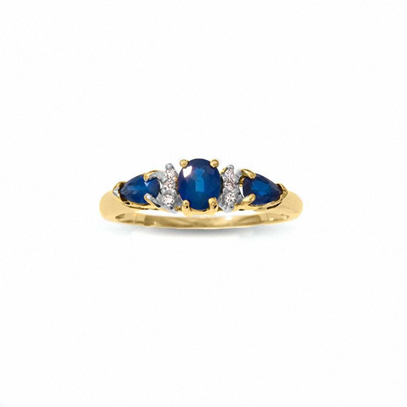 Oval Blue Sapphire Ring in 10K Gold with Diamond Accents