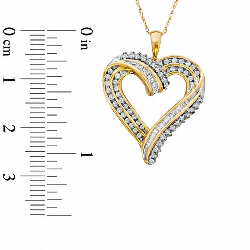 Peoples outlet heart necklace