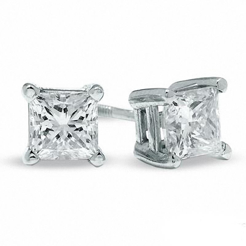 Complete Guide To Princess Cut Diamond Stud Earrings