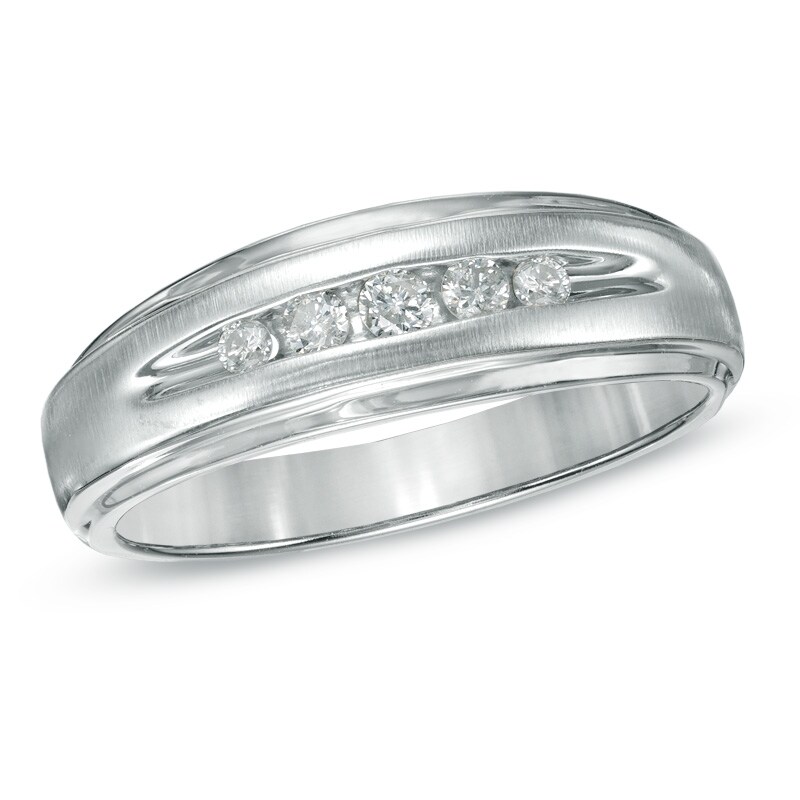 Main Image 1 of 0.16 CT. T.W. Diamond Wedding Band in 10K White Gold