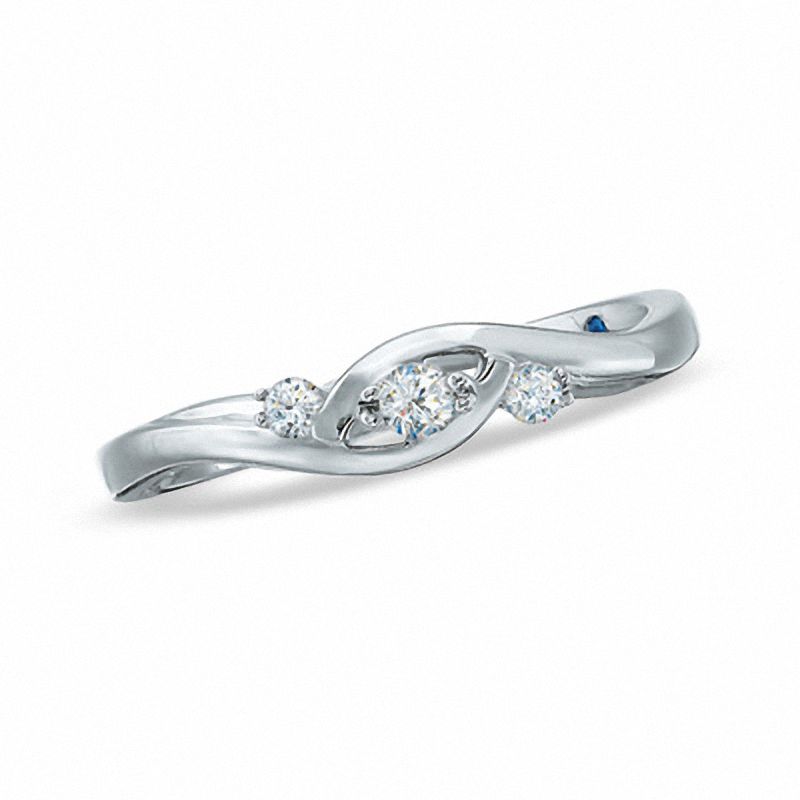 0.20 CT. T.W. Diamond Flower Promise Ring in 10K White Gold|Peoples Jewellers