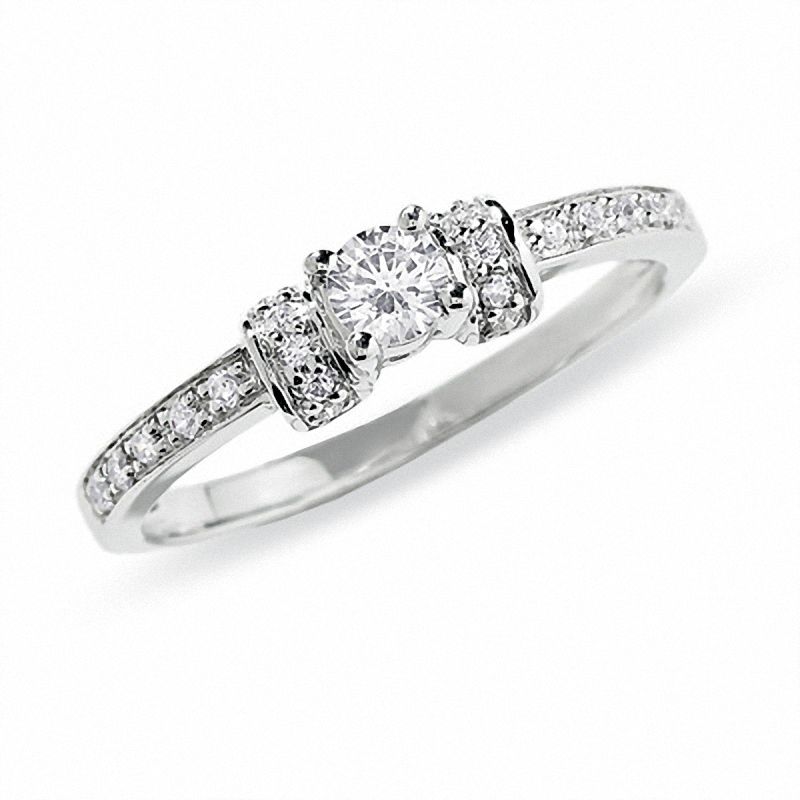 10K White Gold 0.15CTW Diamond Promise Ring