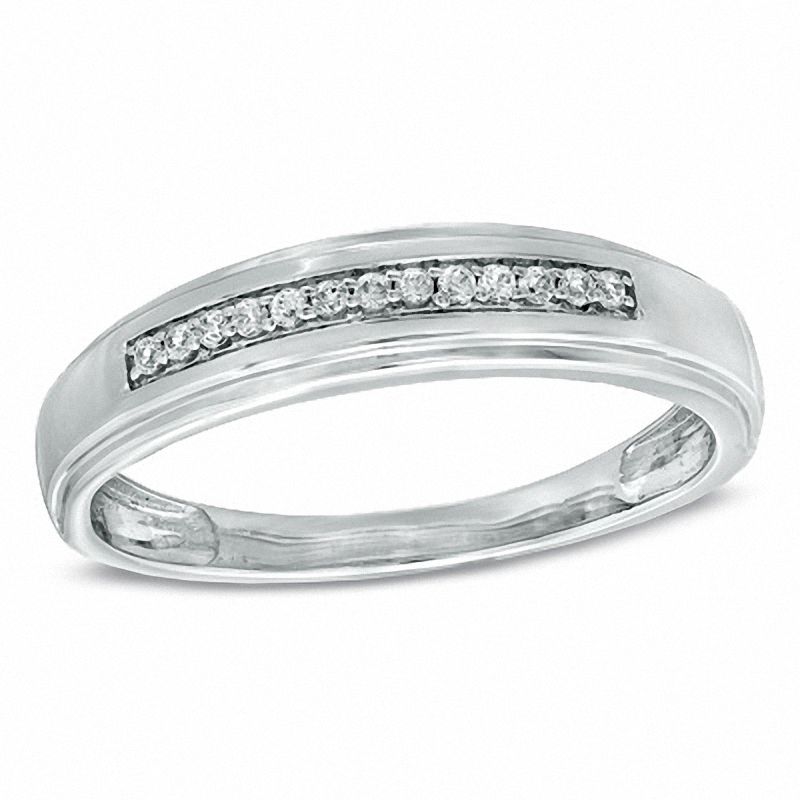 Men's 0.10 CT. T.W. Diamond Wedding Band in 10K White Gold