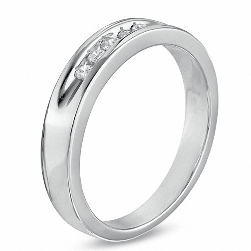 Men's 0.16 CT. T.W. Diamond Five Stone Wedding Band in 10K White Gold