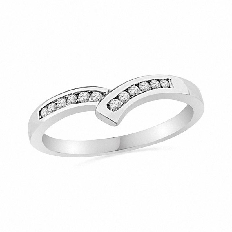 0.10 CT. T.W. Diamond Chevron Band in Sterling Silver