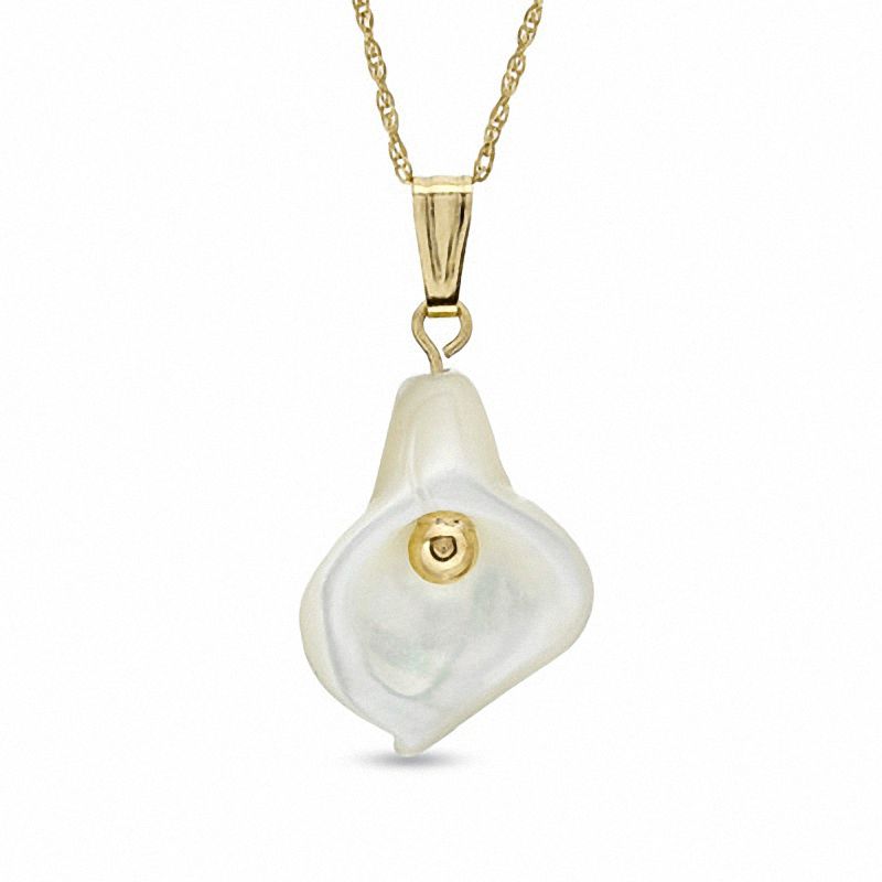 Main Image 1 of Mother-of-Pearl Flower Pendant in 14K Gold