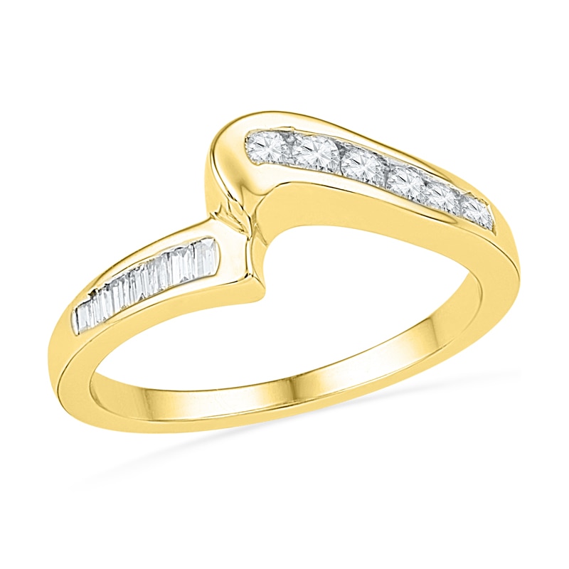 1.20 CT. T.W. Diamond Swirl Bridal Set in 10K Gold