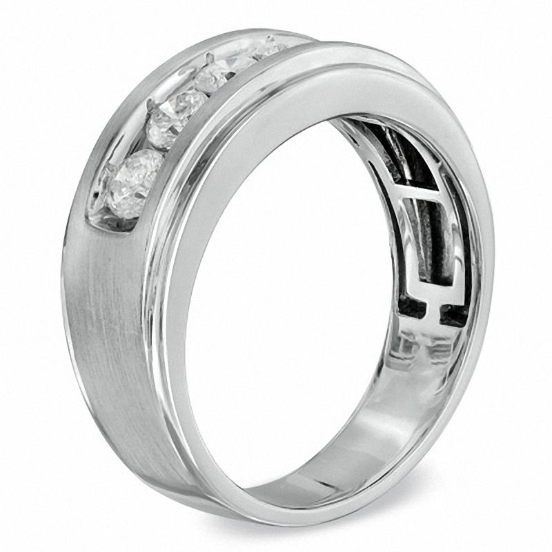 Main Image 2 of Men's 1.00 CT. T.W. Diamond Five Stone Band in 14K White Gold
