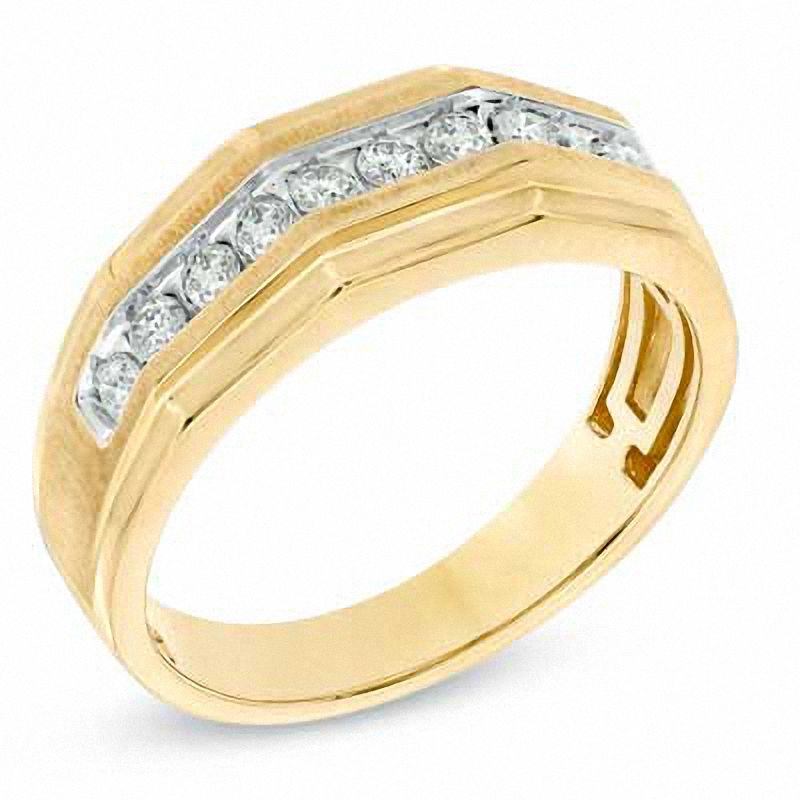 0.25 CT. T.W. Diamond Ring in 10K Gold