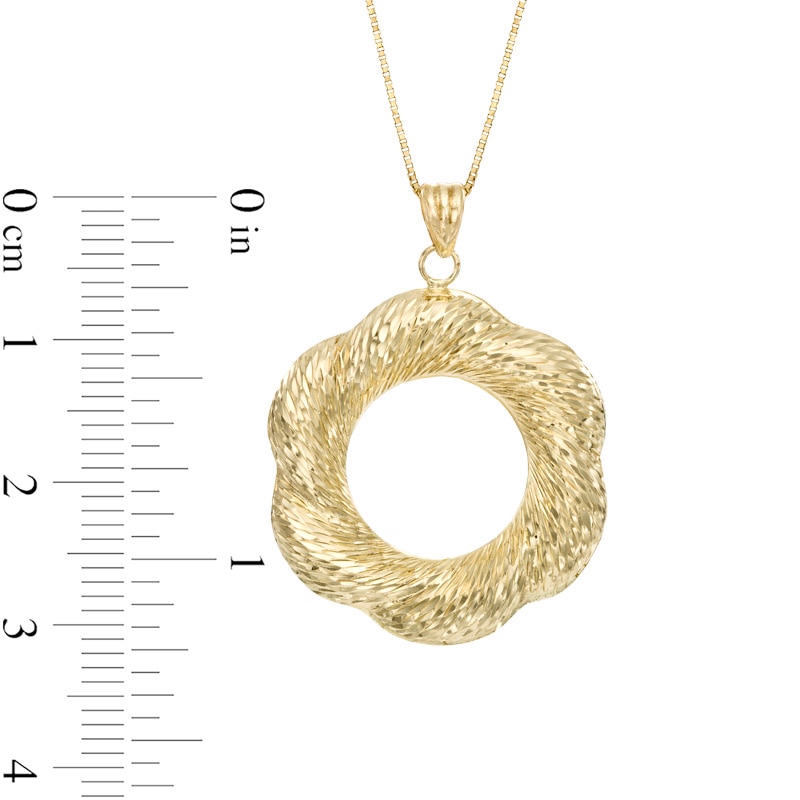 Diamond-Cut Circle Flower Pendant in 10K Gold