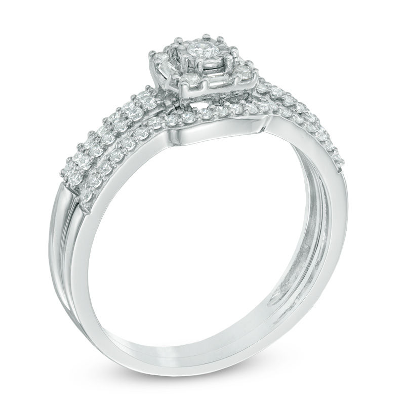 0.33 CT. T.W. Diamond Square Frame Bridal Set 10K White Gold