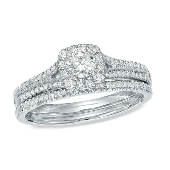 0.45 CT. T.W. Certified Canadian Diamond Frame Bridal Set in 14K