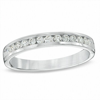 0.25 CT. T.W. Certified Colourless Diamond Anniversary Band in 18K White Gold (E/I1)
