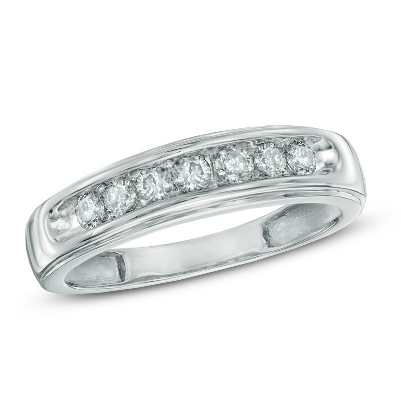 Men's 0.50 CT. T.W. Diamond Comfort Fit Anniversary Band in 10K Gold|Peoples Jewellers