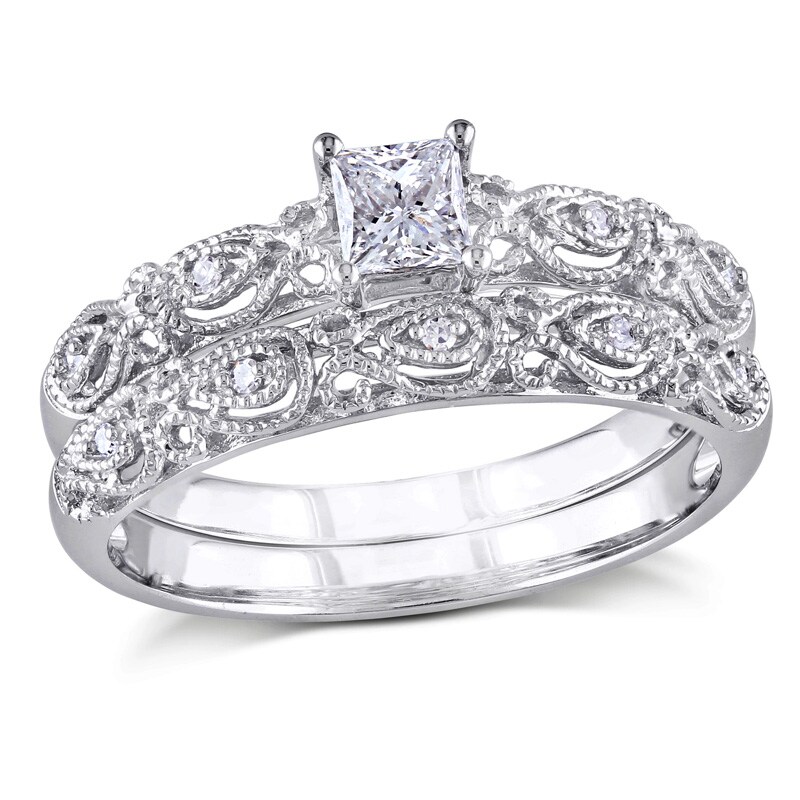 0.33 CT. T.W. Princess-Cut Diamond Vintage-Style Bridal Set in 10K White Gold|Peoples Jewellers