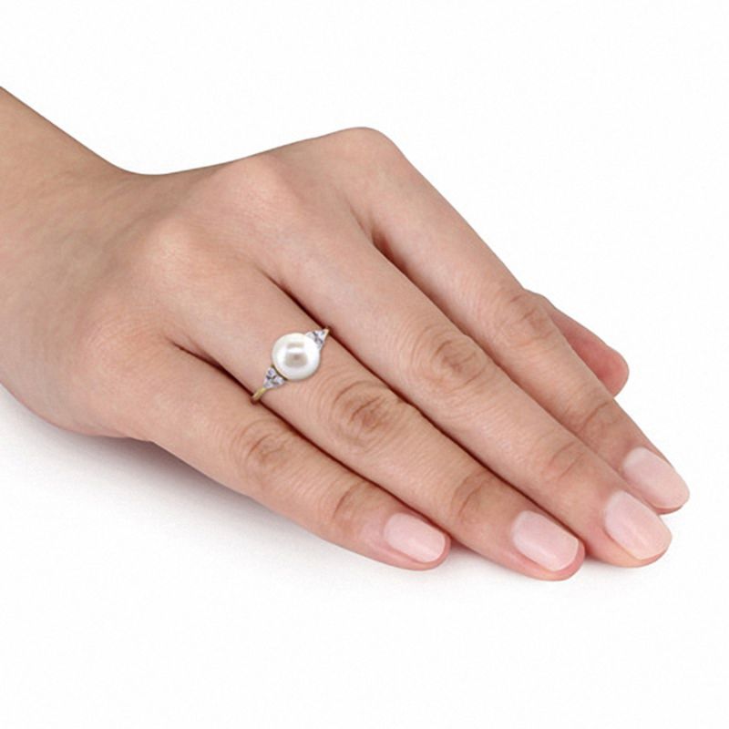 Main Image 3 of 7.5-8.0mm Freshwater Cultured Pearl and 0.12 CT. T.W. Diamond Tri-Sides Ring in 10K Gold