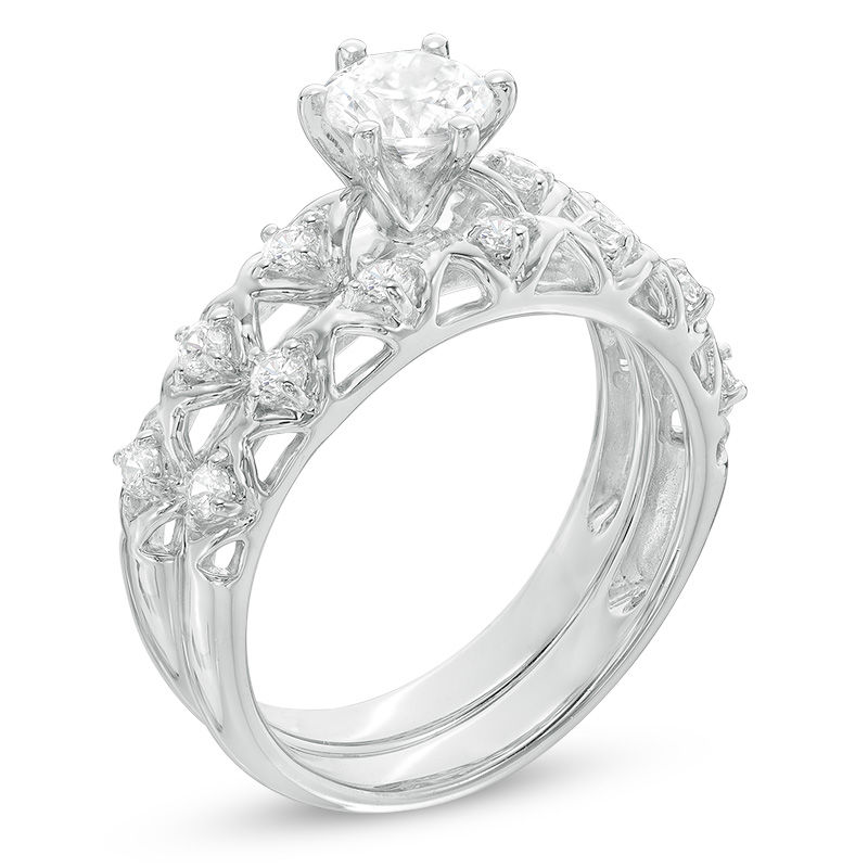 0.95 CT. T.W. Diamond Bridal Set 10K White Gold