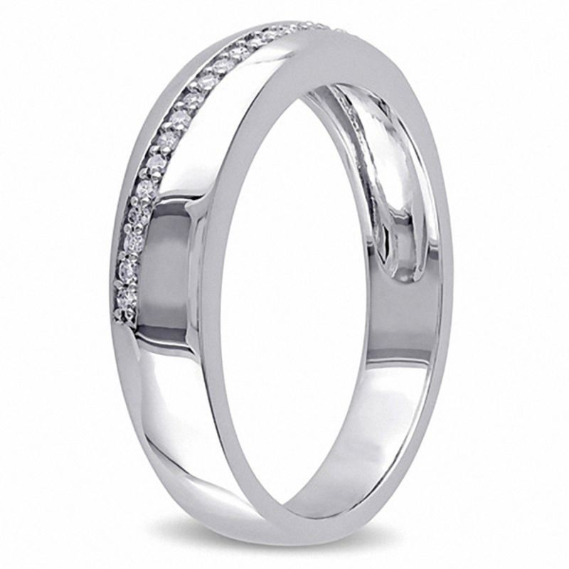 Main Image 2 of Men's 0.10 CT. T.W. Diamond Slant Band in Sterling Silver