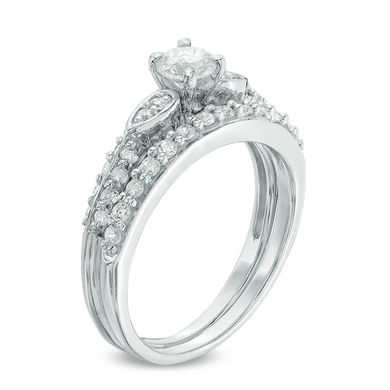 0.50 CT. T.W. Diamond Frame Bridal Set in 10K White Gold