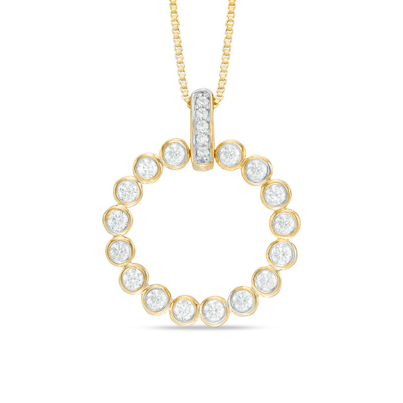 0.45 CT. T.W. Diamond Circle Pendant in 10K Gold|Peoples Jewellers