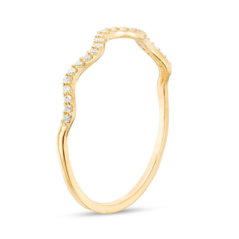 0.065 CT. T.W. Diamond Wave Band in 10K Gold