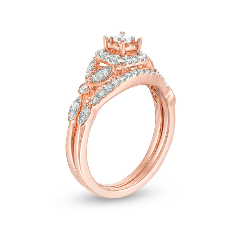 0.29 CT. T.W. Princess-Cut Diamond Frame Leaf-Sides Vintage-Style Bridal Set in 10K Rose Gold