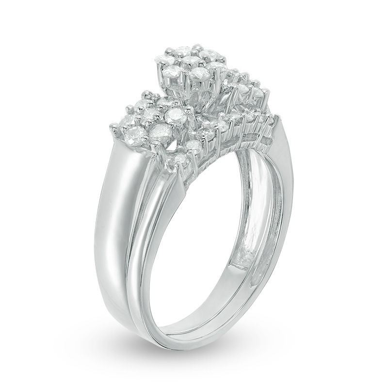Main Image 2 of 0.58 CT. T.W. Multi-Diamond Three Stone Bridal Set in 10K White Gold