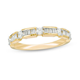 0.45 CT. T.W. Baguette and Round Diamond Alternating Wedding Band in 10K Gold