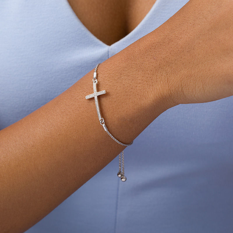 Shop Tiny Cross Bracelet with Diamond in 18K Gold Online