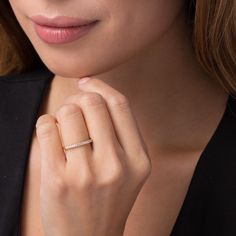 Main Image 2 of 0.30 CT. T.W. Diamond Wedding Band in 10K Gold