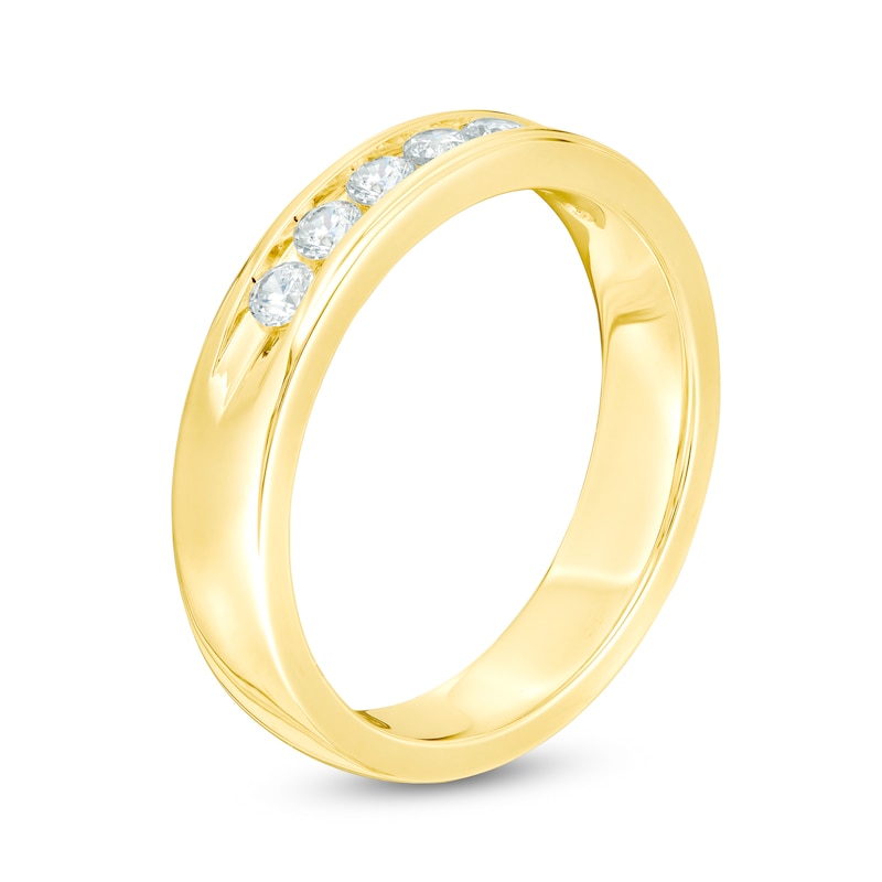 0.50 CT. T.W. Certified Canadian Diamond Wedding Band in 14K Gold (I/I1)