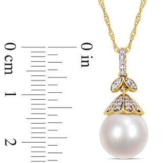 10.0-11.0mm Oval South Sea Cultured Pearl and 0.097 CT. T.W. Diamond Flower Top Pendant in 14K Gold-17"