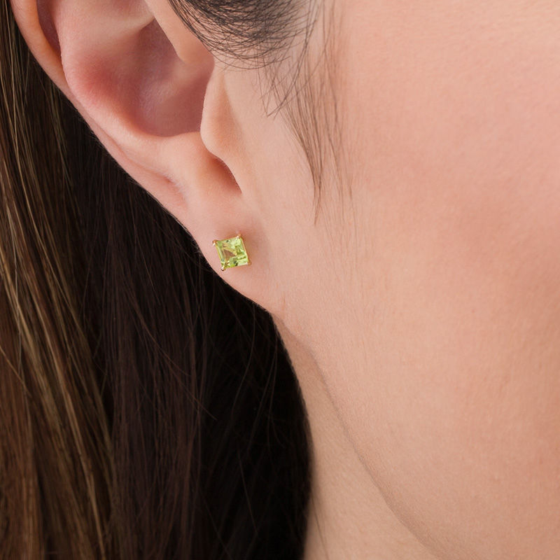 4.0mm Princess-Cut Peridot Solitaire Stud Earrings in 14K Gold