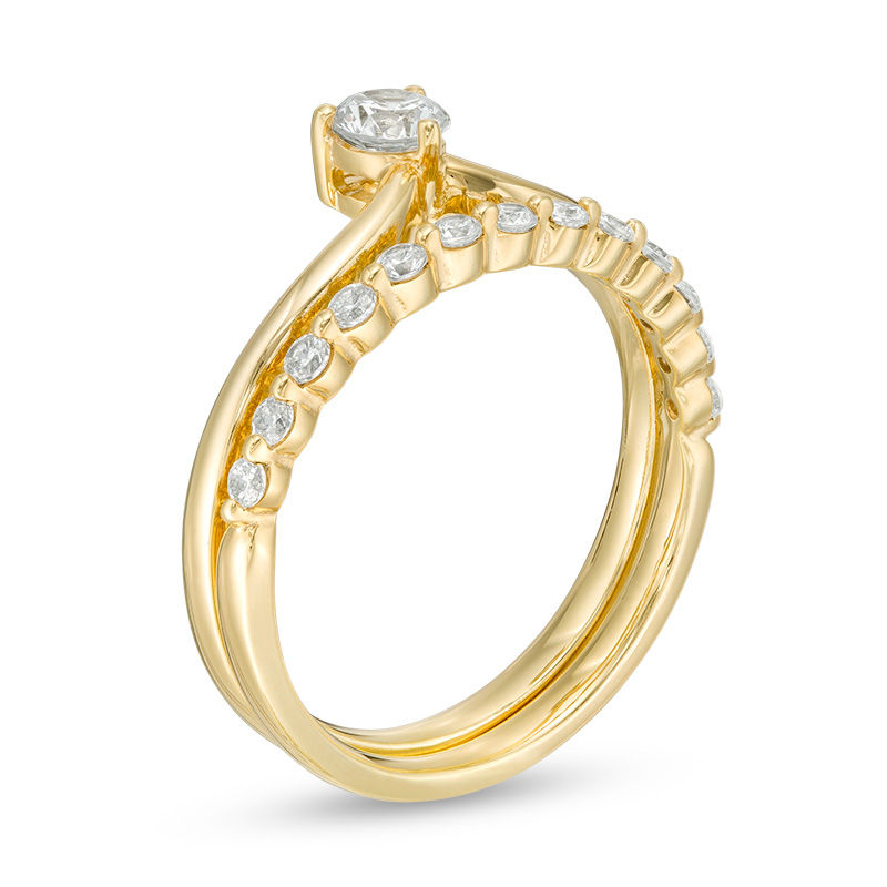 Main Image 3 of 0.50 CT. T.W. Diamond Chevron Bridal Set in 14K Gold