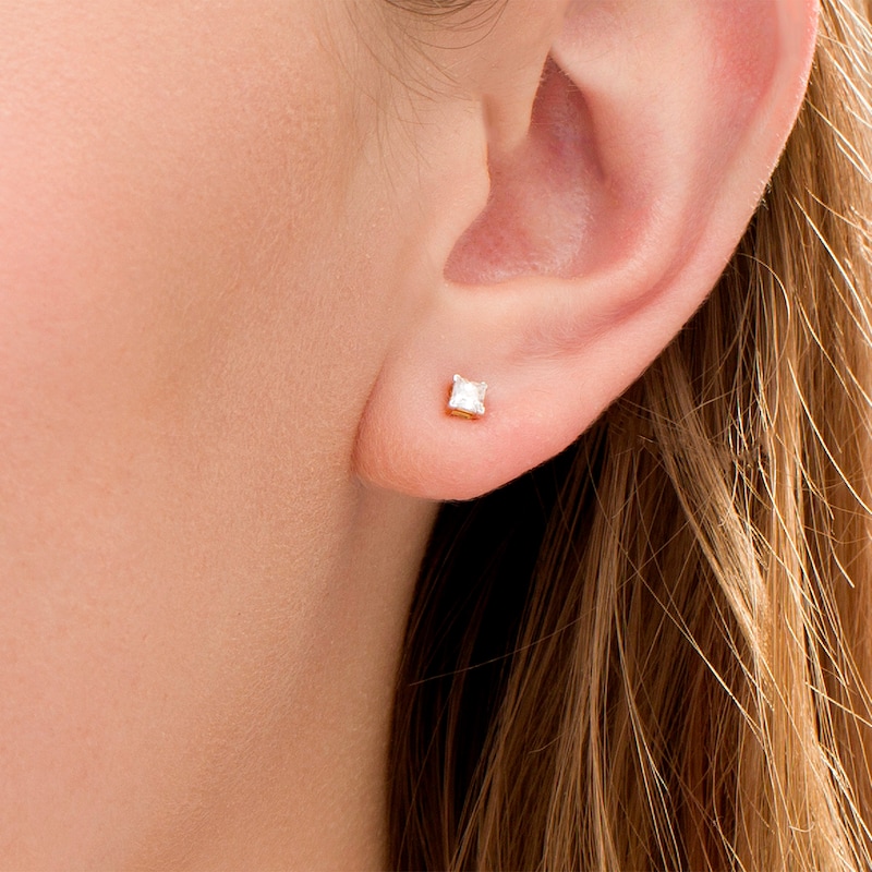 0.23 CT. T.W. Princess-Cut Diamond Solitaire Stud Earrings in 14K Gold