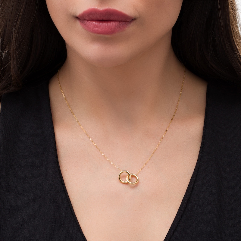 Italian Gold Interlocking Open Circles Necklace in 14K Gold