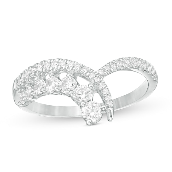 0.45 CT. T.W. Diamond Chevron Ring in 10K Gold