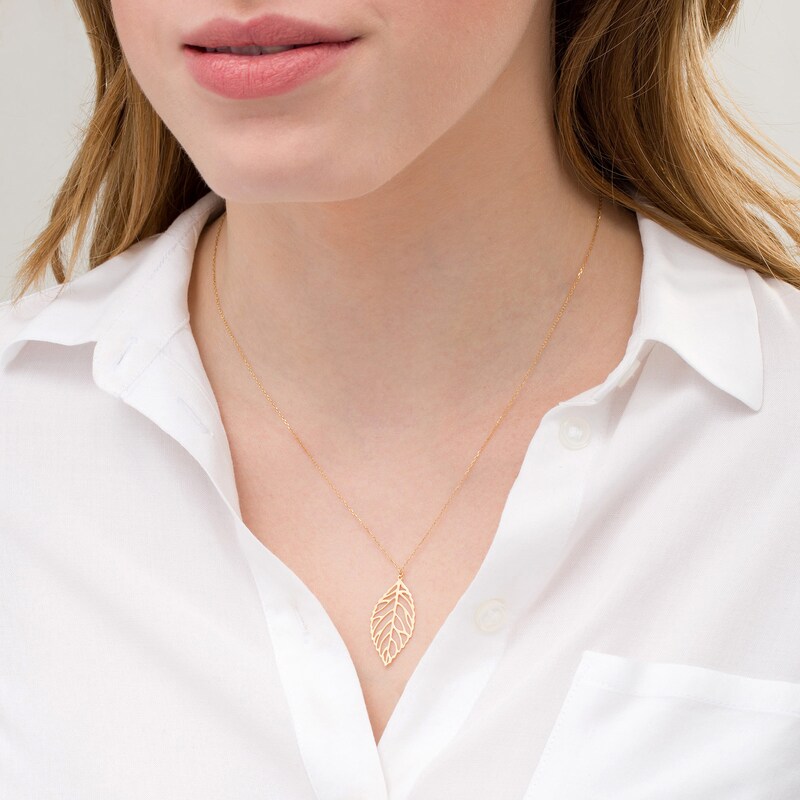 Main Image 2 of Made in Italy Leaf Cutout Pendant in 14K Gold