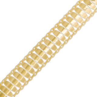 8.5mm Marquise Link Triple Row Chain Bracelet in 14K Gold - 7.5"