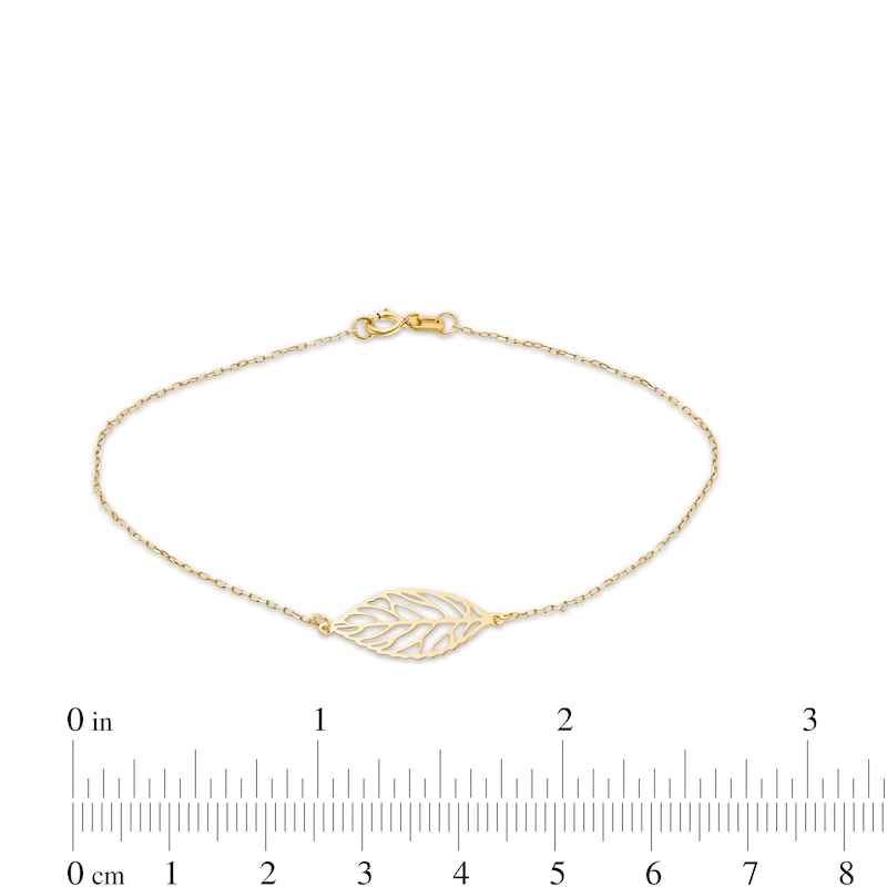 Italian Gold Leaf Cutout Bracelet in 14K Gold - 7.25"