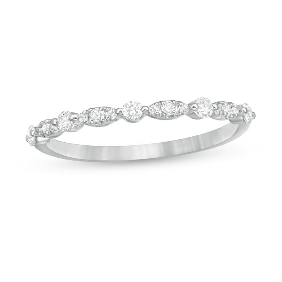 0.25 CT. T.W. Diamond Alternating Band in 10K Gold