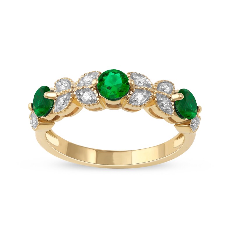 4.0mm Emerald and 0.10 CT. T.W. Diamond Leaf Accents Vintage-Style Three Stone Ring in 10K Gold