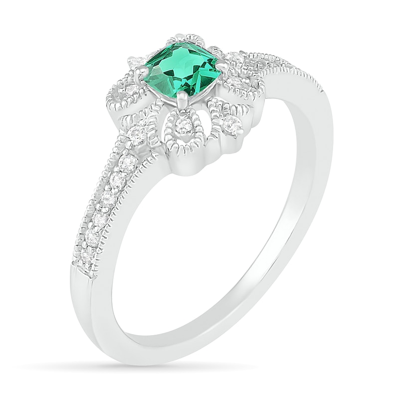 4.0mm Cushion-Cut Lab-Created Emerald and White Sapphire Clover Frame Vintage-Style Ring in Sterling Silver