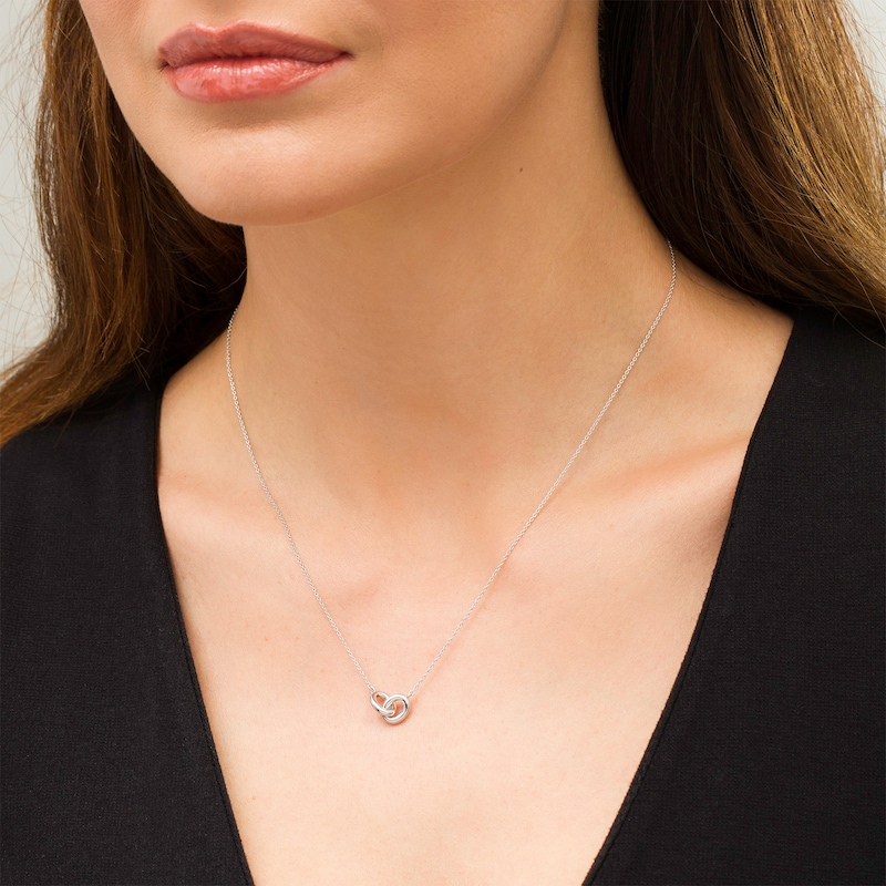Main Image 2 of Vera Wang Love Collection Wedding Party Gifts Interlocking Circles Necklace in Sterling Silver