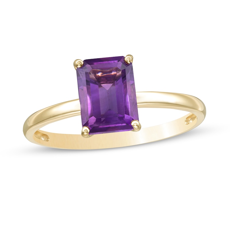 Emerald-Cut Amethyst Solitaire Ring in 10K Gold - Size 7|Peoples Jewellers