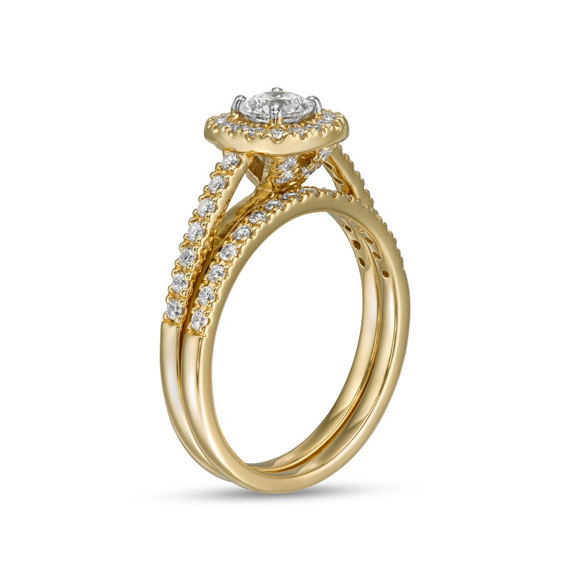 1.00 CT. T.W. Diamond Cushion-Shaped Frame Bridal Set in 14K Gold