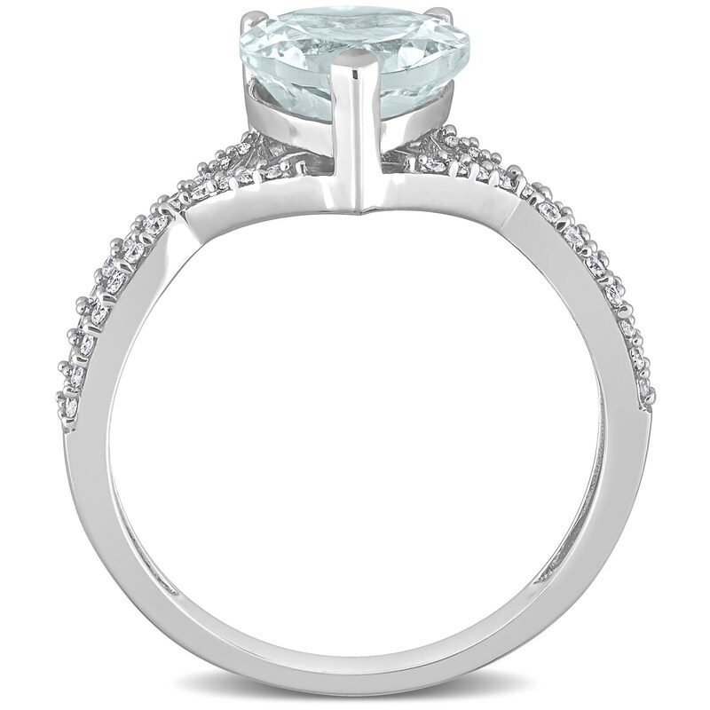 8.0mm Heart-Shaped Aquamarine and 0.20 CT. T.W. Diamond Twist Split Shank Ring in 14K White Gold