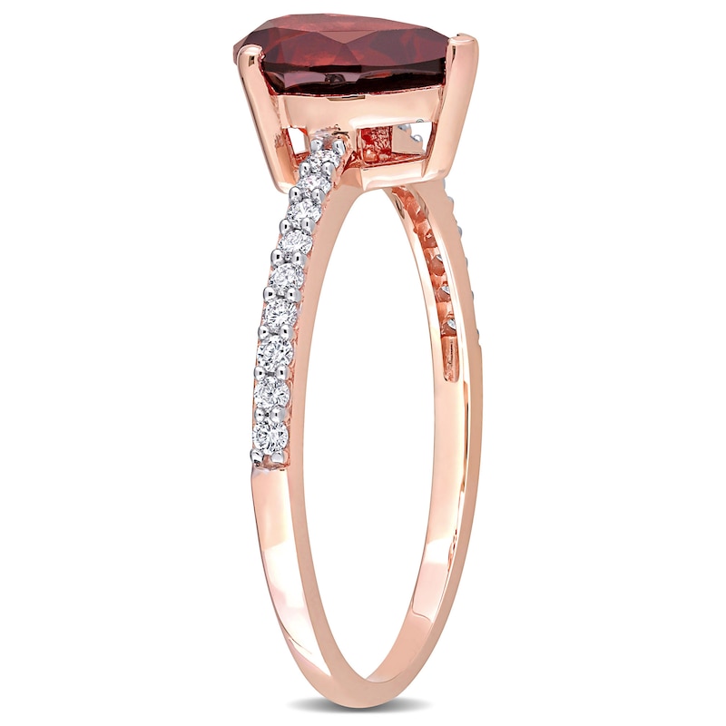 Pear-Shaped Garnet and 0.14 CT. T.W. Diamond Ring in 14K Rose Gold